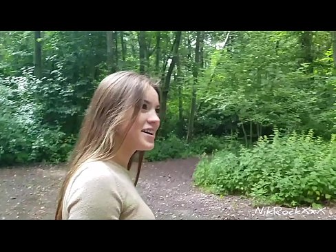 ❤️ J'ai proposé à Evelina de baiser dans un lieu public ! Elle a dit oui. Puis je l'ai baisée dans le cul et j'ai joui dans sa bouche. Puis elle s'est pissée dessus. ❌ Super sexe at us